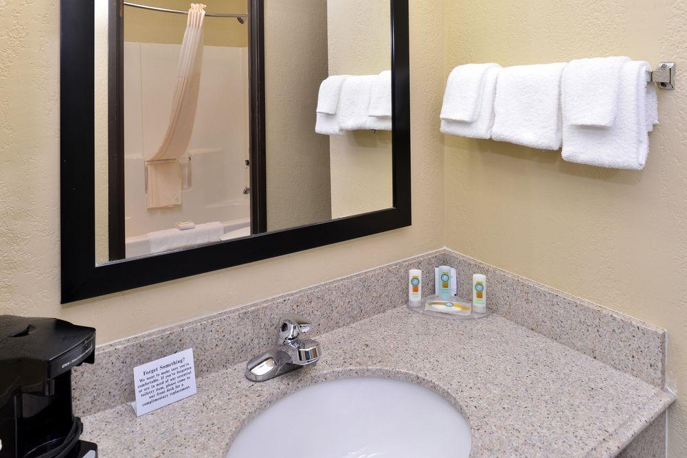 Quality Inn Murray University Area Экстерьер фото